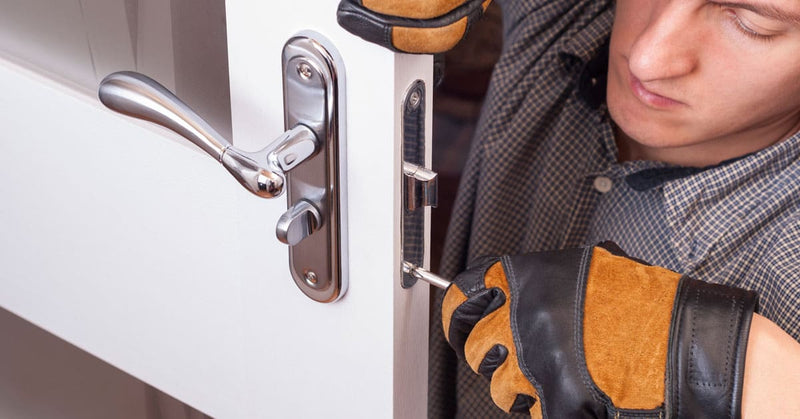 Cómo instalar una cerradura en tu puerta - Consejos de un experto