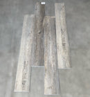 Piso SPC Madera Ash Oak 1220 x 180 x 5.5 mm con IXPE 10 pc. pack 2.2 m2
