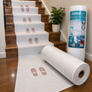 Rollo plastico protector de piso autoadhesivo acolchado color blanco aplicado en escaleras