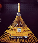 Rastrillo De Jardin 22 Dientes. Medida 55X47cm. Mango De Madera 1" X 120 Cm De Largo