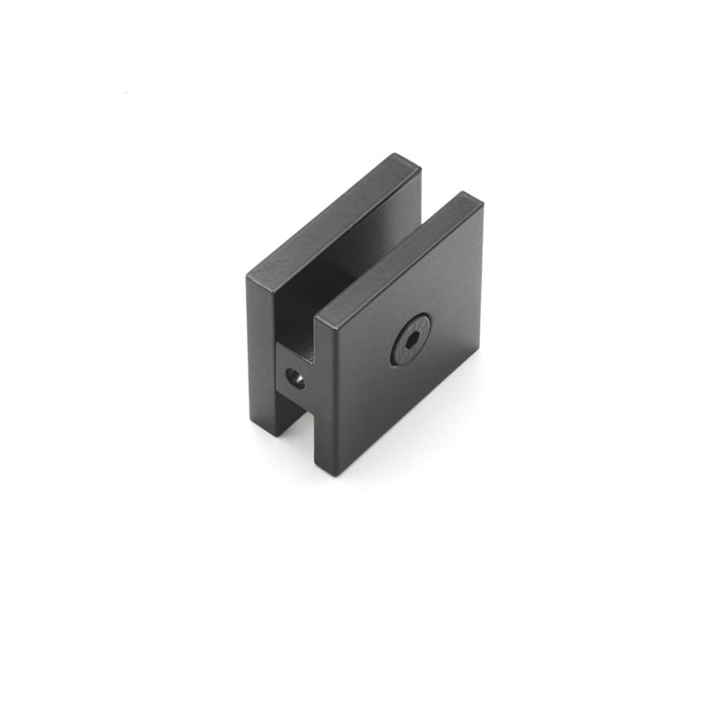 Conector Muro - Vidrio. Color negro. Material Aluminio. Funciona para Vidrio 8-10-12 mm.